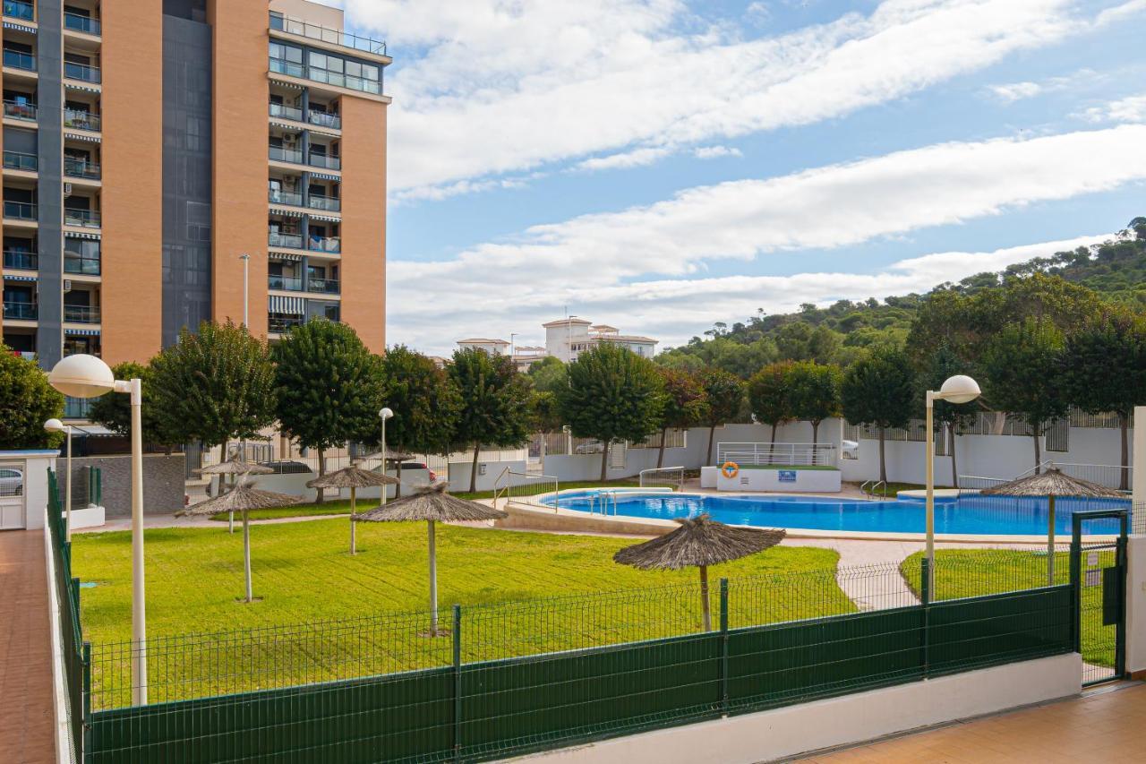 Beach And Green Alicante Bagian luar foto